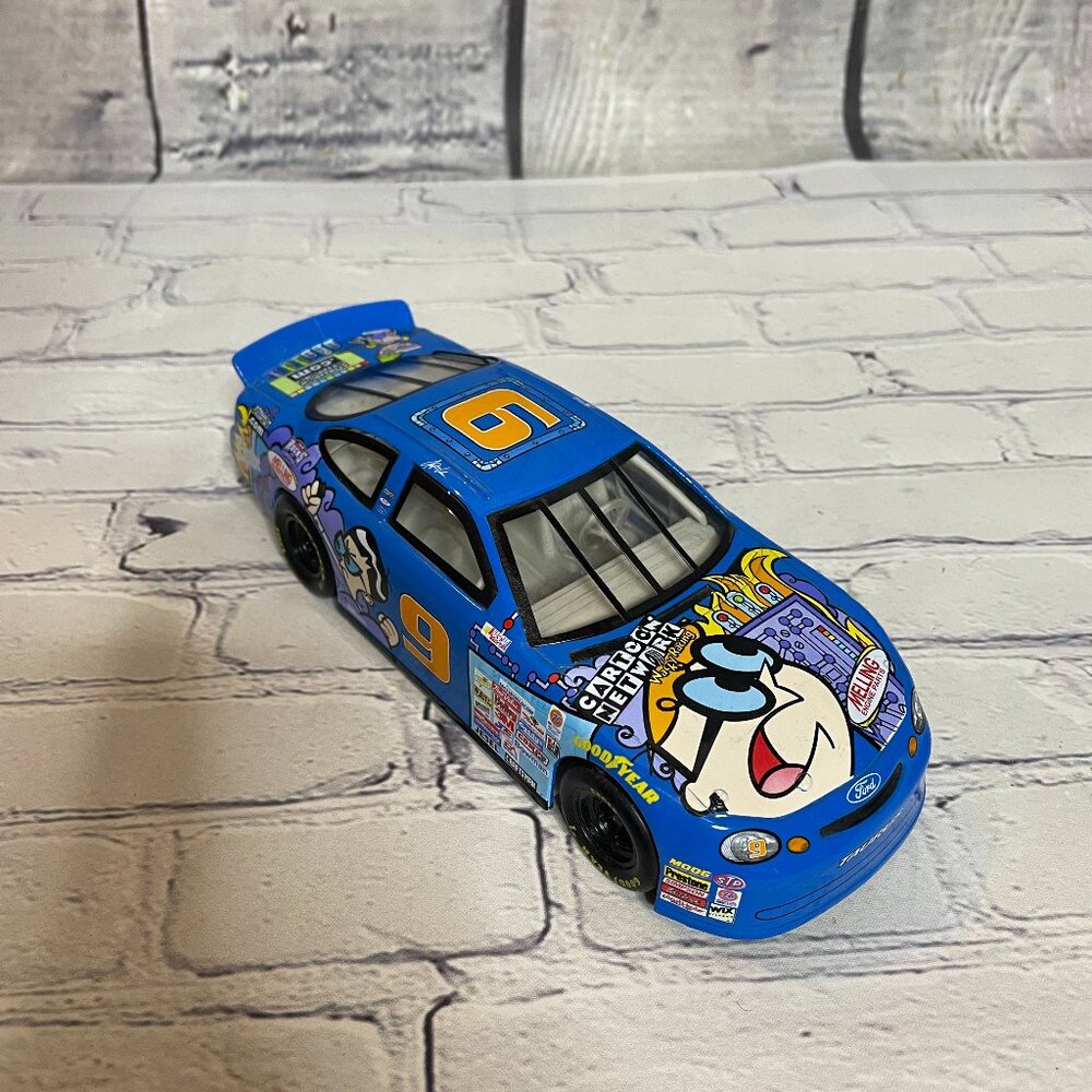 Rare Vintage 1997 Nascar Jerry nadeau #9 Diecast Car
